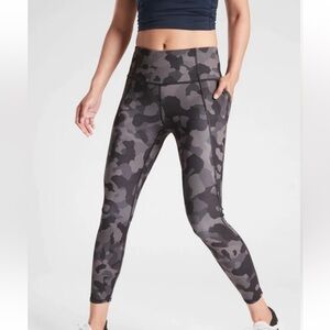 Athleta Lightning Camo 7/8 Leggings